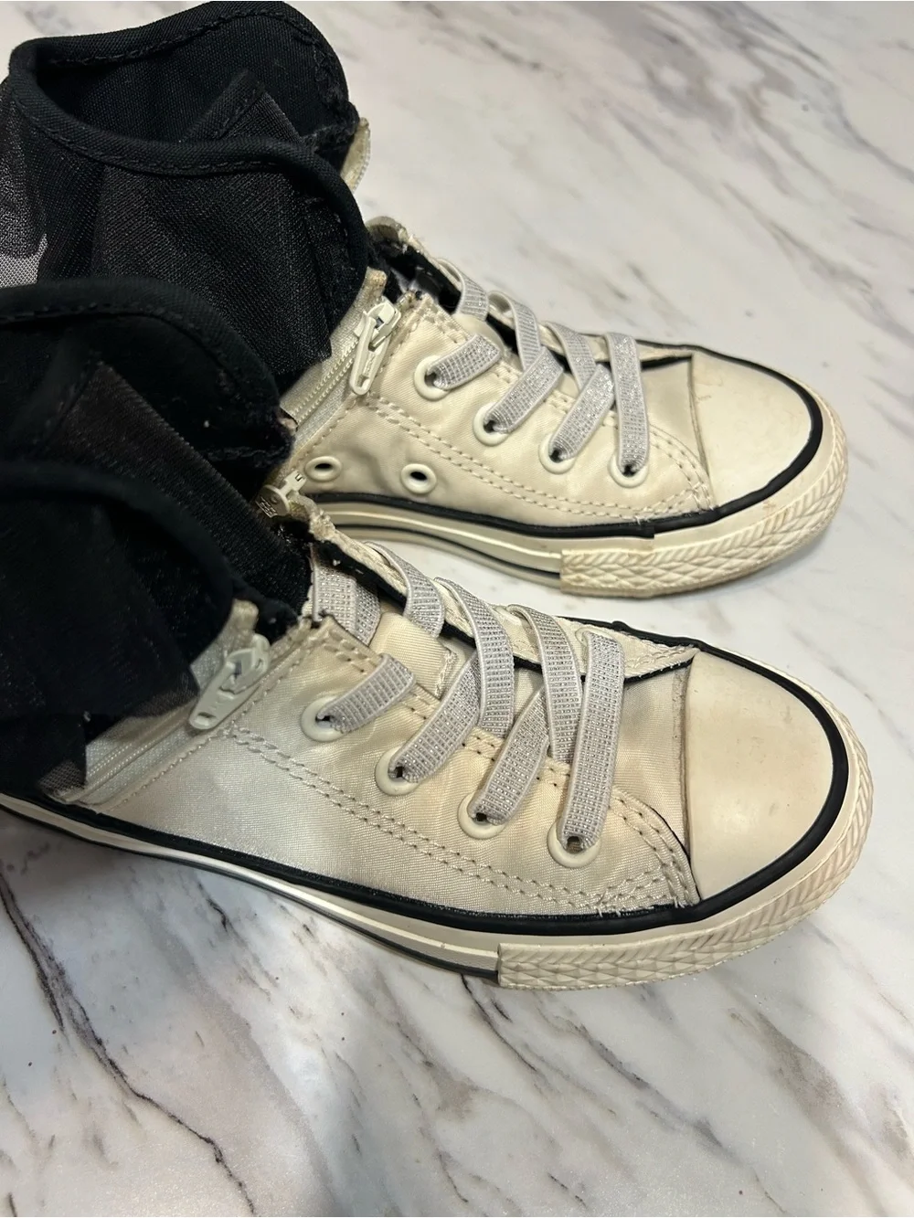 Converse Kids High-Top Sneakers in Beige and Black